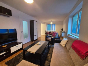 RingPeace Apartment, Trnsko
